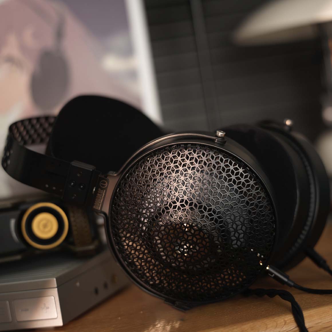 Headphone-Zone-Moondrop-Horizon