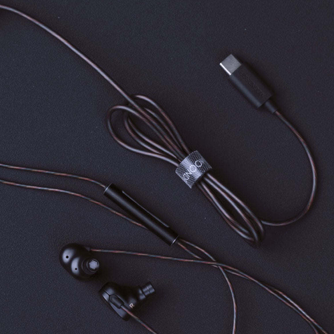 Headphone-Zone-Moondrop-JIU
