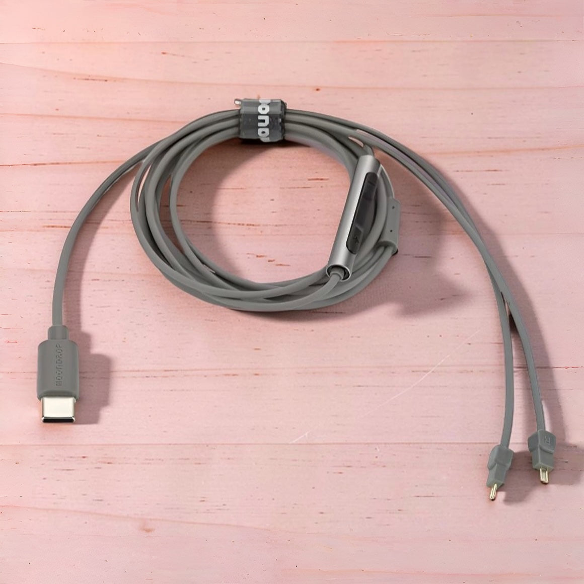Headphone-Zone-Moondrop-Old-Fashioned-Audio-Cable