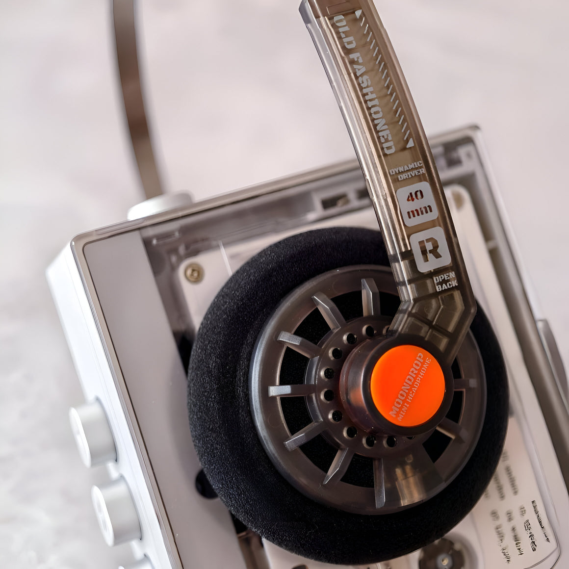 Headphone-Zone-Moondrop-Old-Fashioned