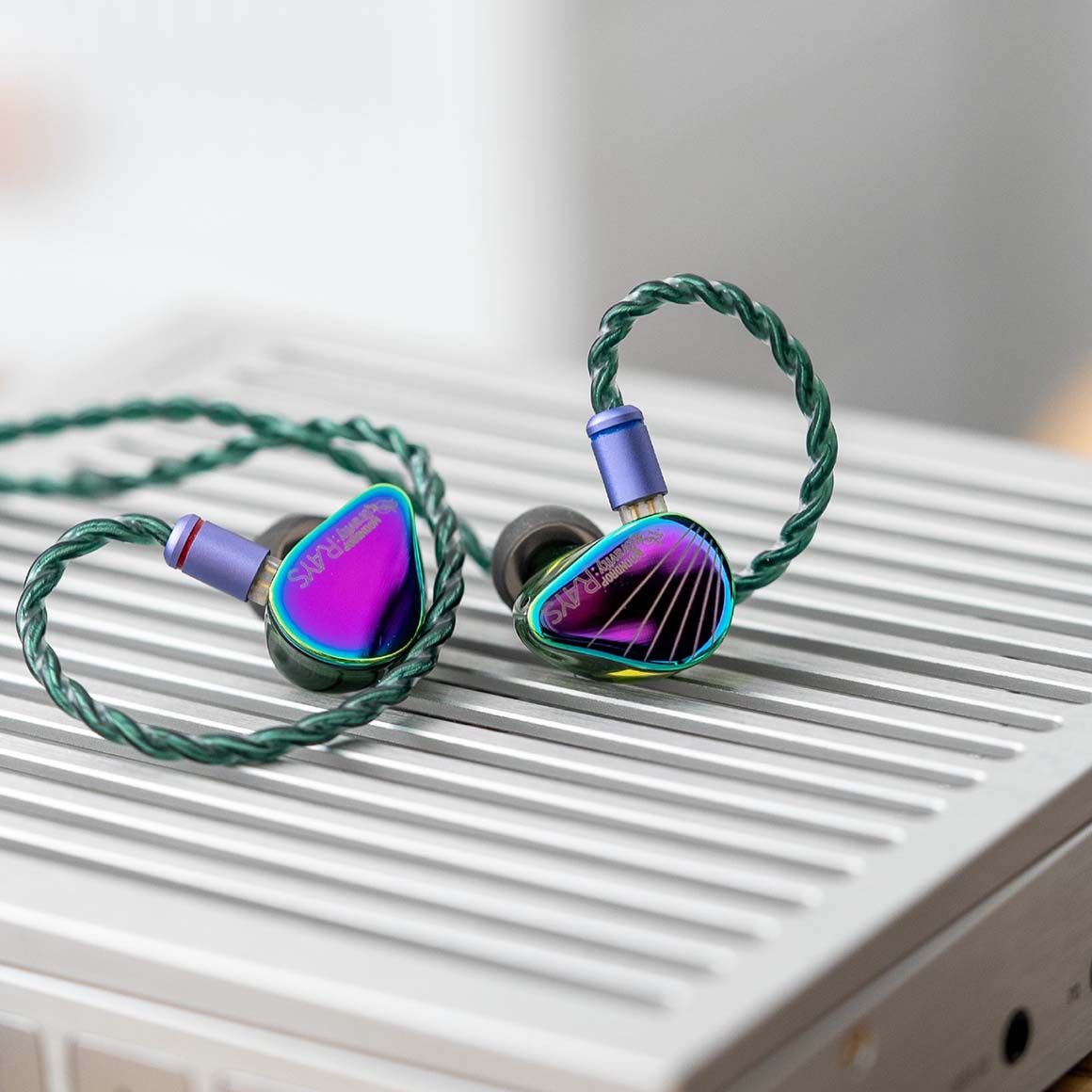 Headphone-Zone-Moondrop-RAYS