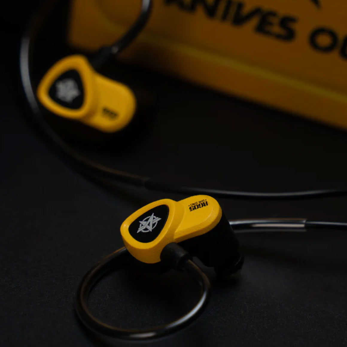 Headphone-Zone-NF-ACOUS-RG05-Knives-Out
