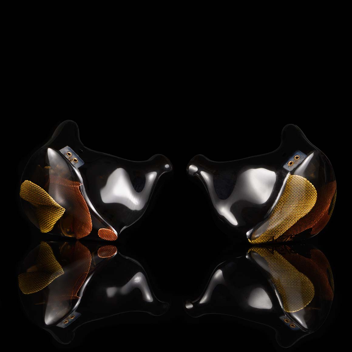 Headphone-Zone-Noble-Audio-AGIS-II