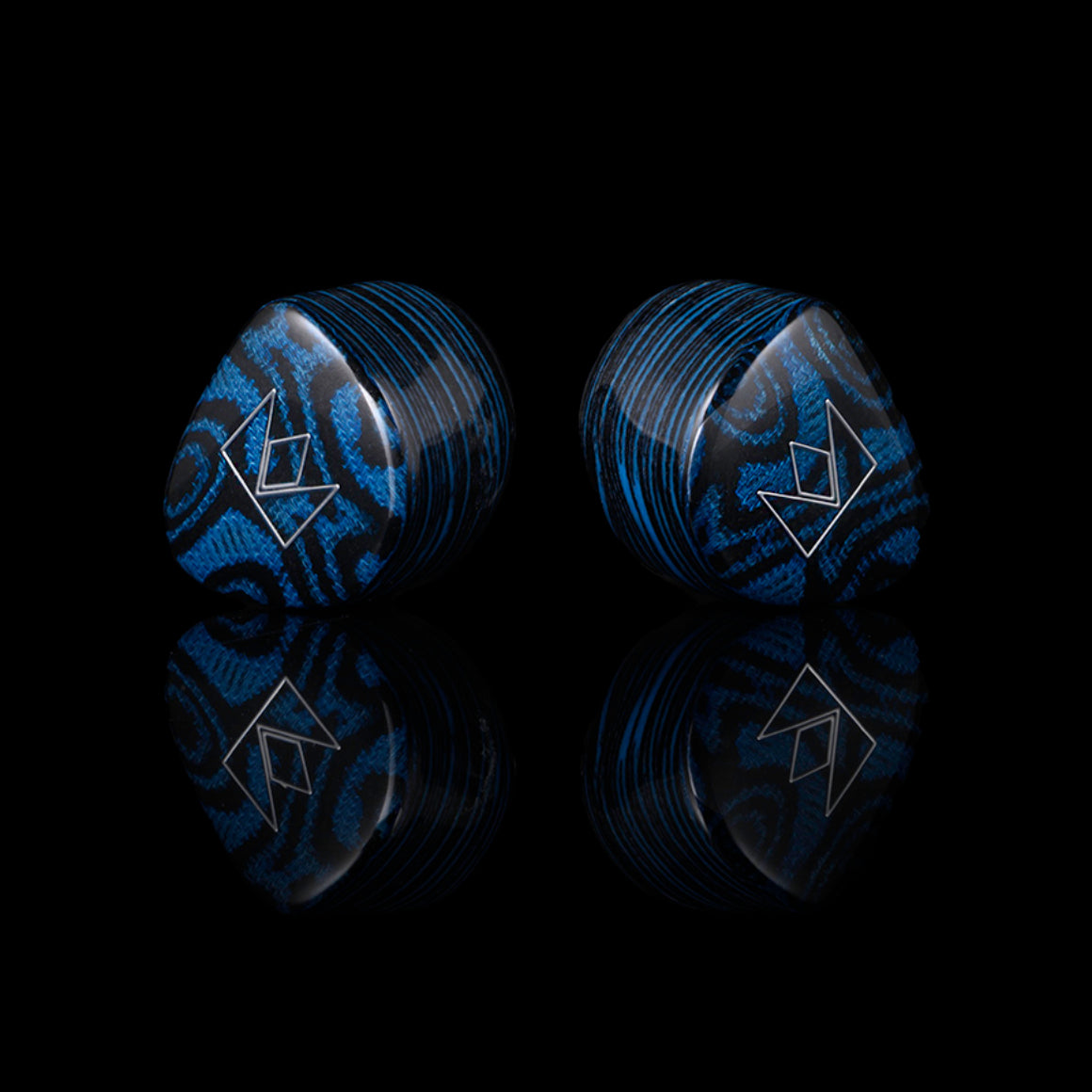 Headphone-Zone-Noble-Audio-Iris