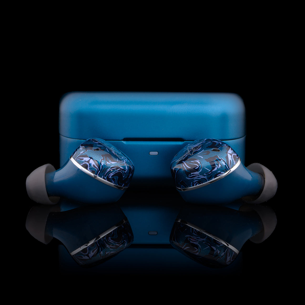 Headphone-Zone-Noble-Audio-Osprey