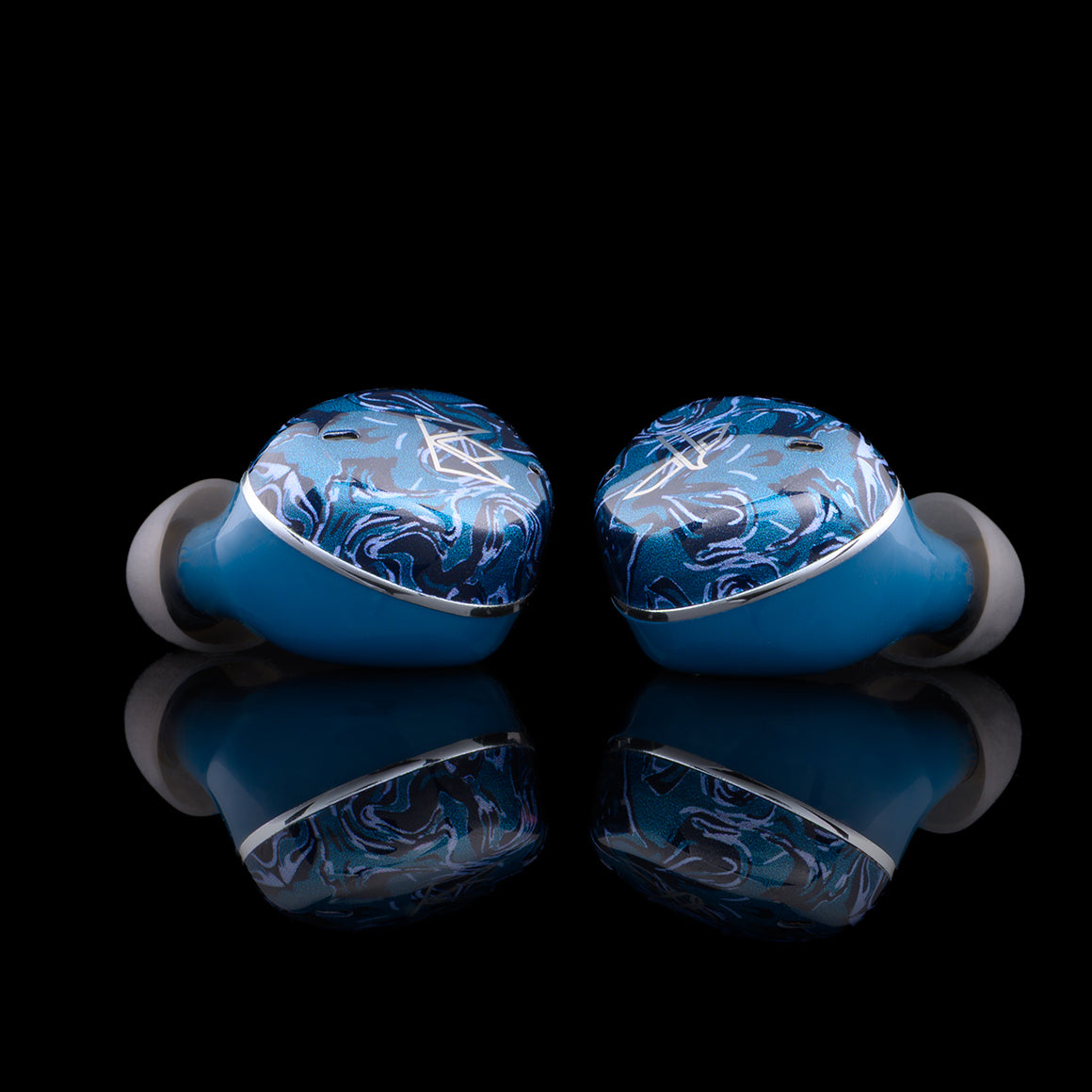 Headphone-Zone-Noble-Audio-Osprey