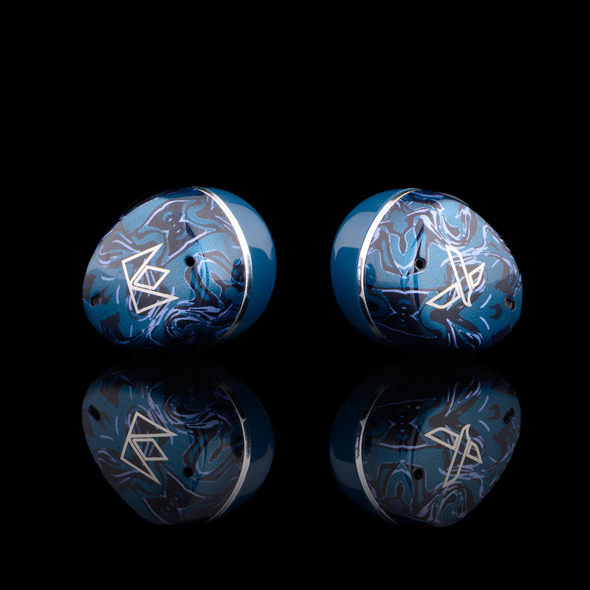 Headphone-Zone-Noble-Audio-Osprey