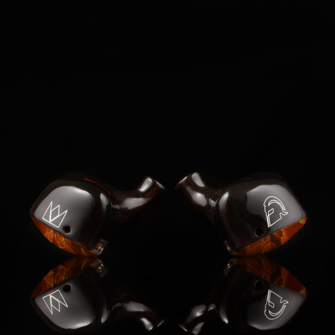 Headphone-Zone-Noble-Audio-Spartacus