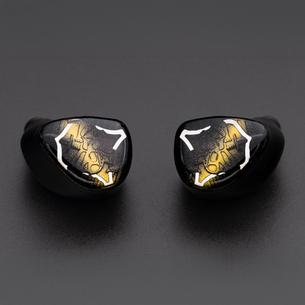 Headphone-Zone-Noble-Audio-Vanguard