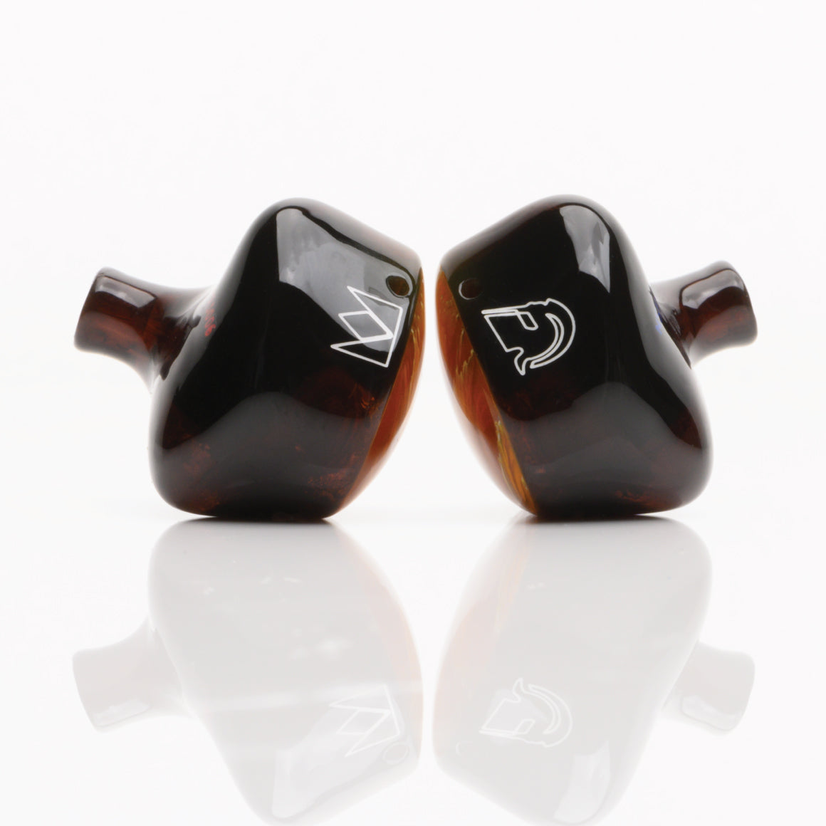 Headphone-Zone-Noble-Audio-Spartacus