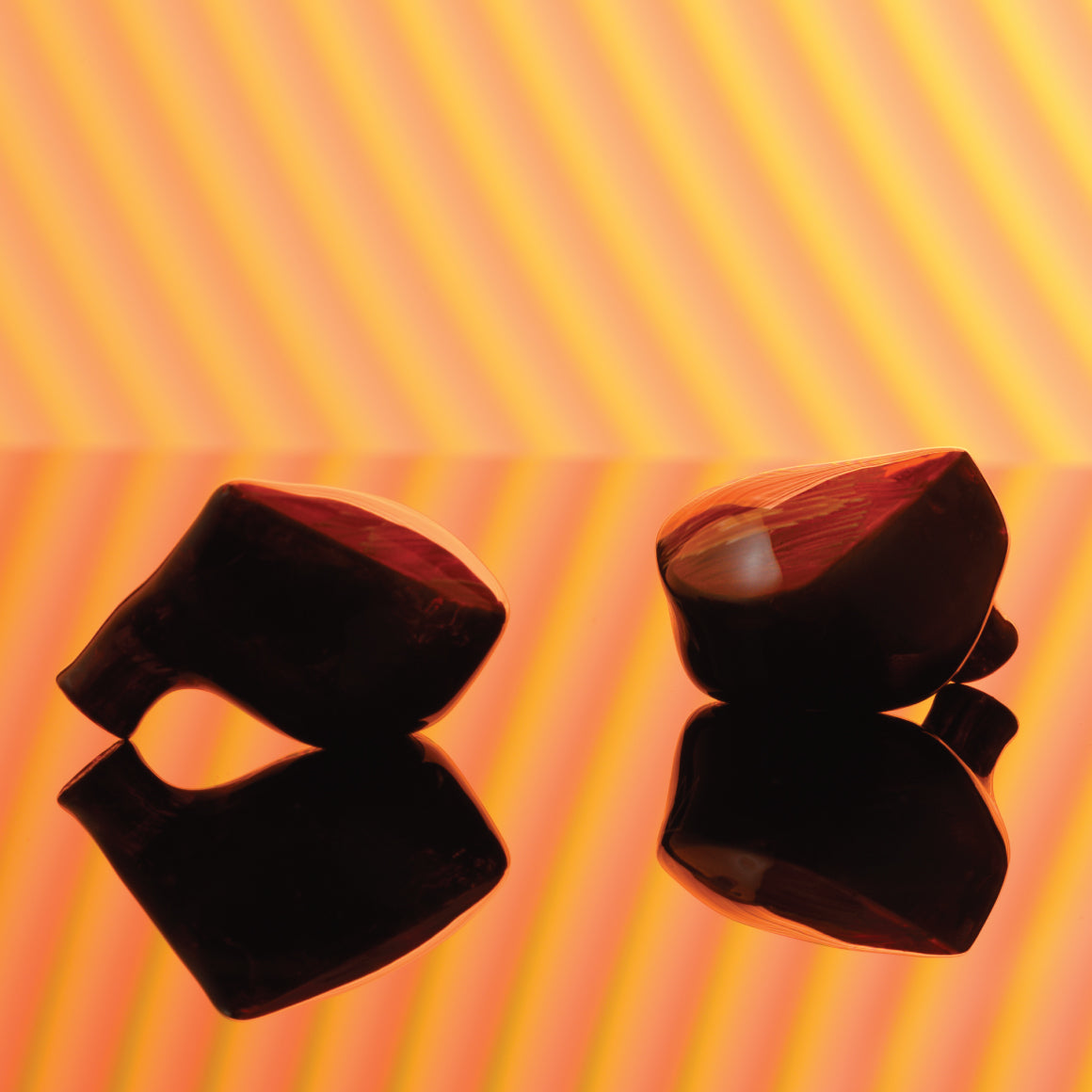 Headphone-Zone-Noble-Audio-Spartacus