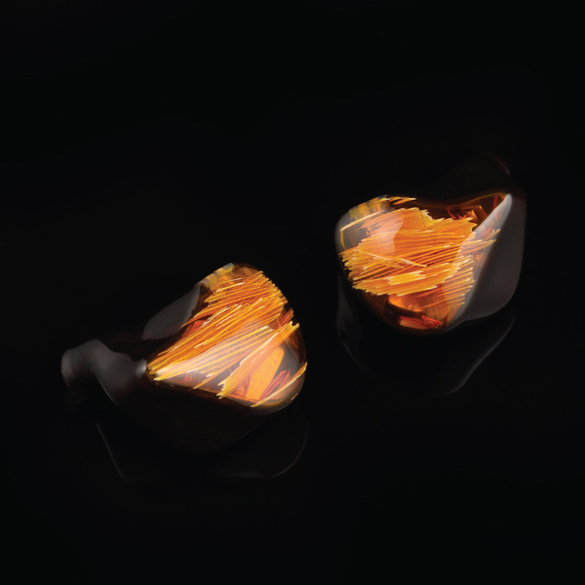 Headphone-Zone-Noble-Audio-Spartacus