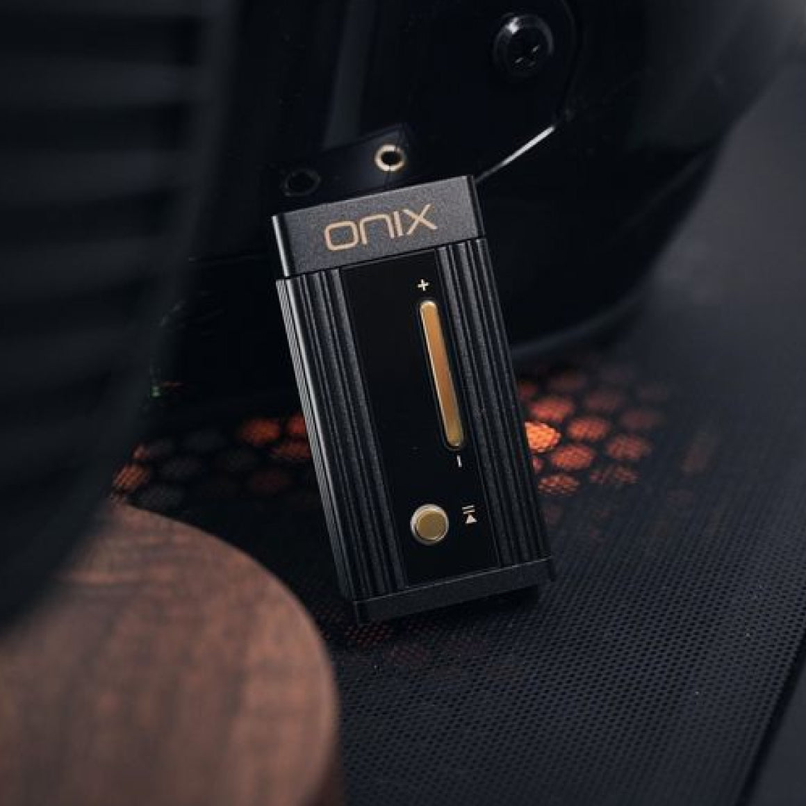 Headphone-Zone-ONIX-Alpha-XI1