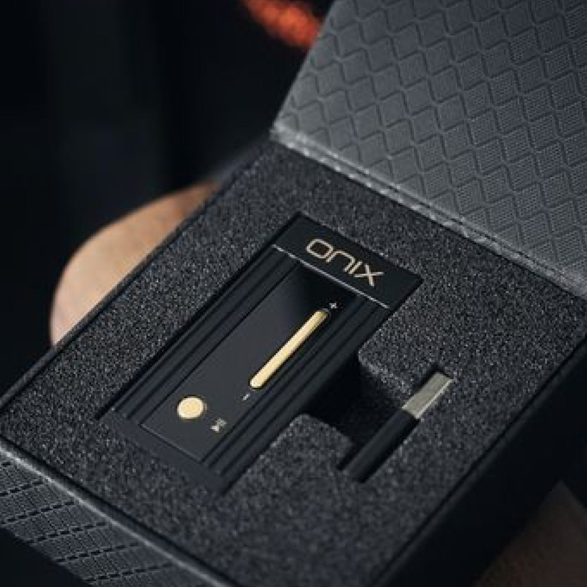 Headphone-Zone-ONIX-Alpha-XI1