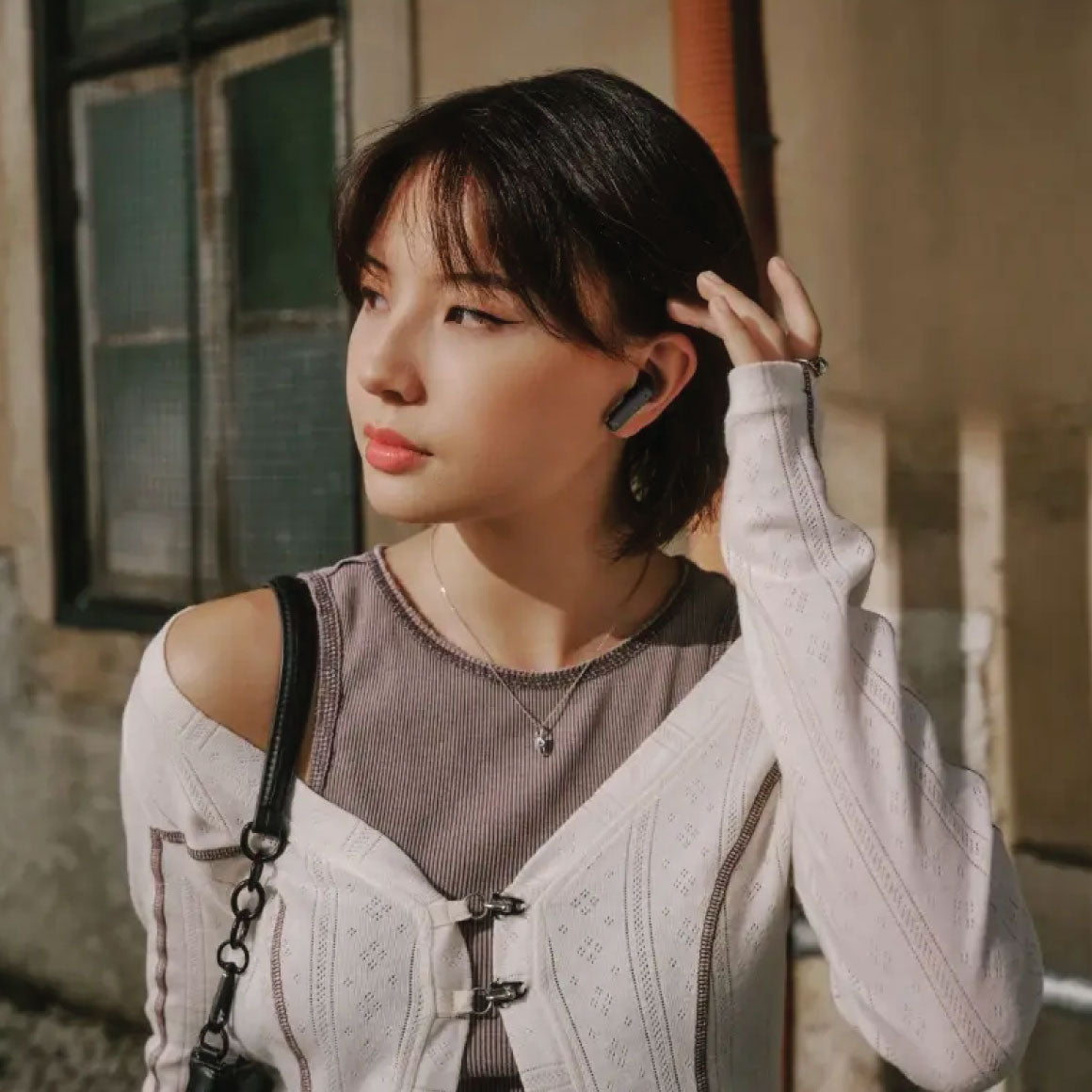 Headphone-Zone-Sennheiser-Accentum-Open