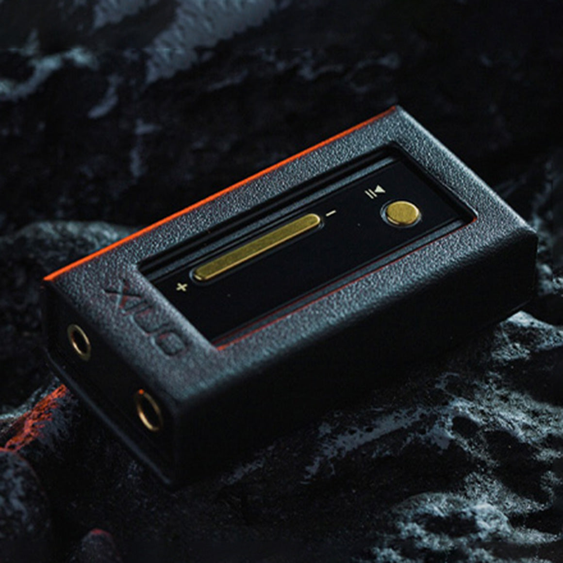 Headphone-Zone-Shanling-Leather-Case-for-Onix-Alpha-XI1