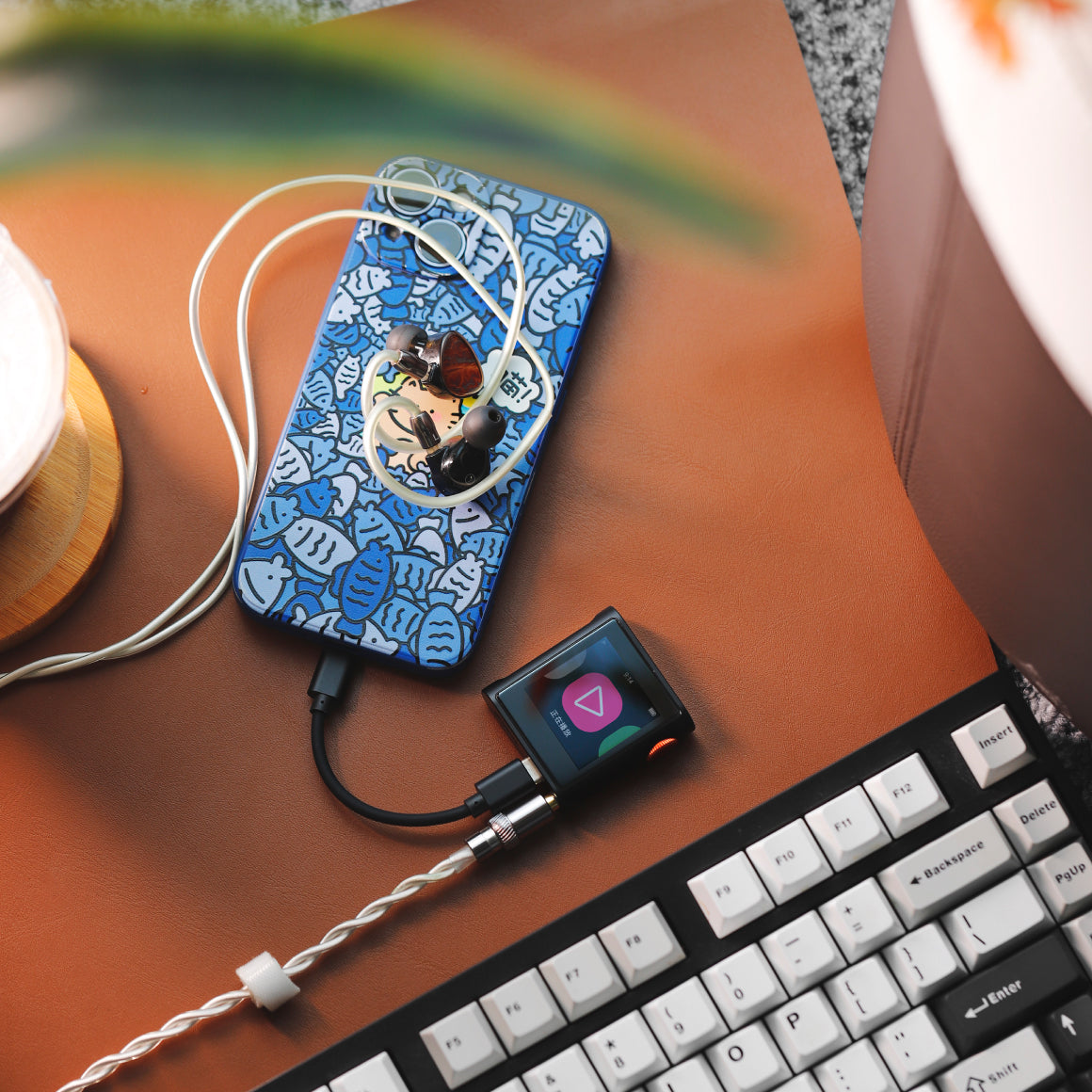 #Color_Black & Orange