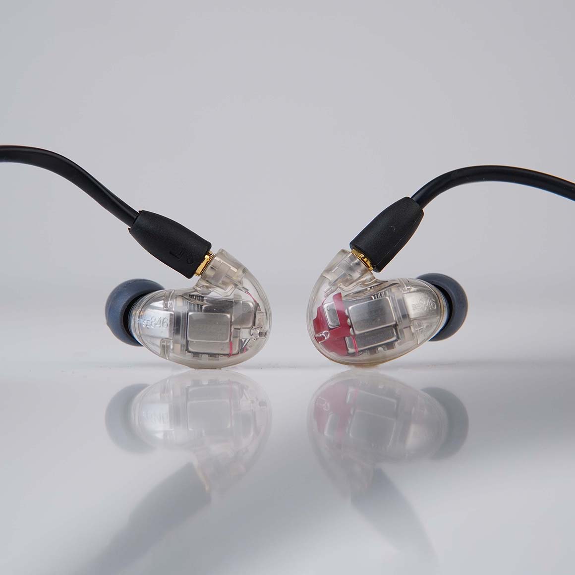 Shure SE846 Earphones (Demo Unit) [Quad BA drivers]