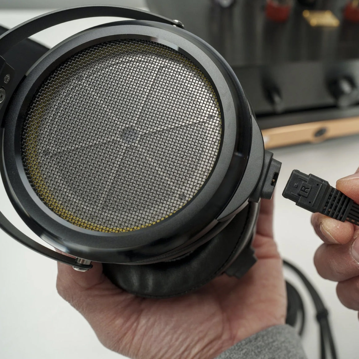 Headphone-Zone-Stax-SR-009D