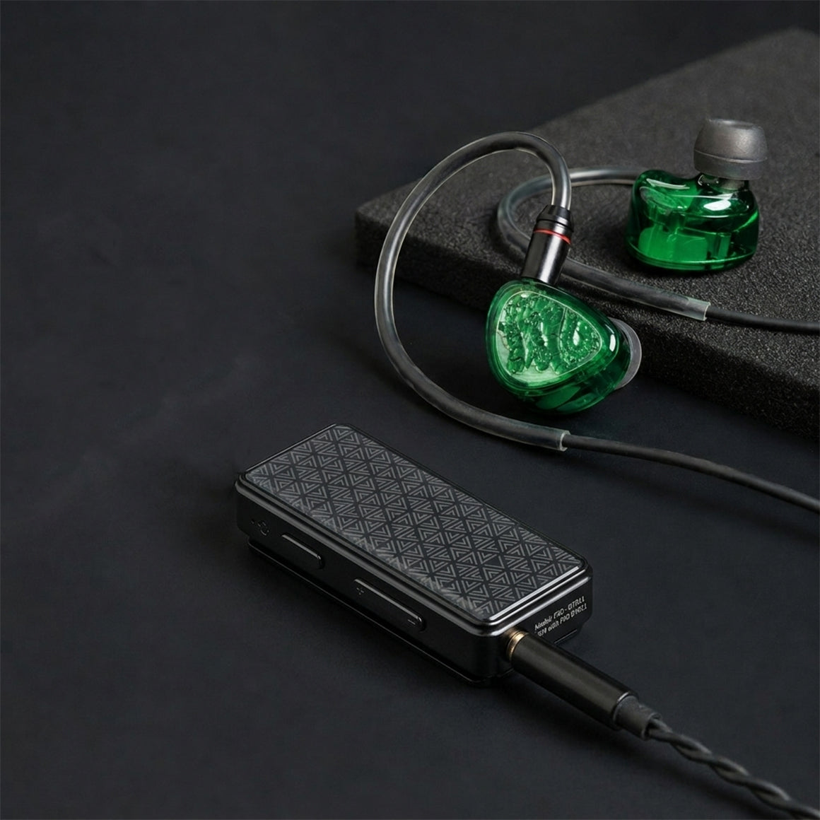 Headphone-Zone-Tangzu-WanerS.G2-FiiO-BTR11