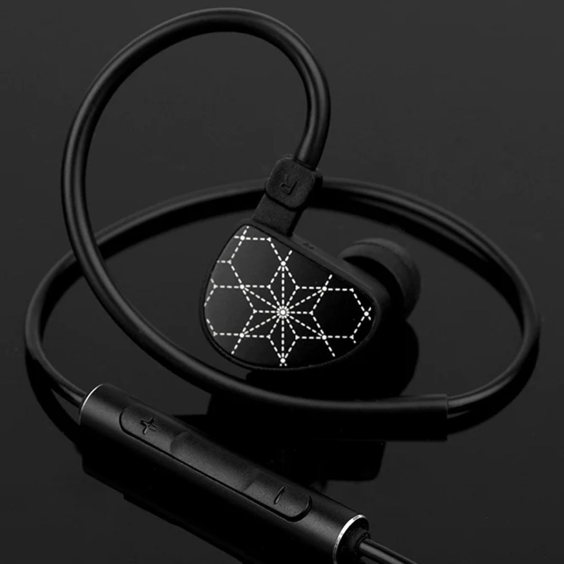 #type_With Mic