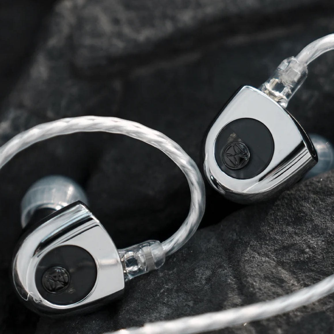 Headphone-Zone-Twistura-D-Major