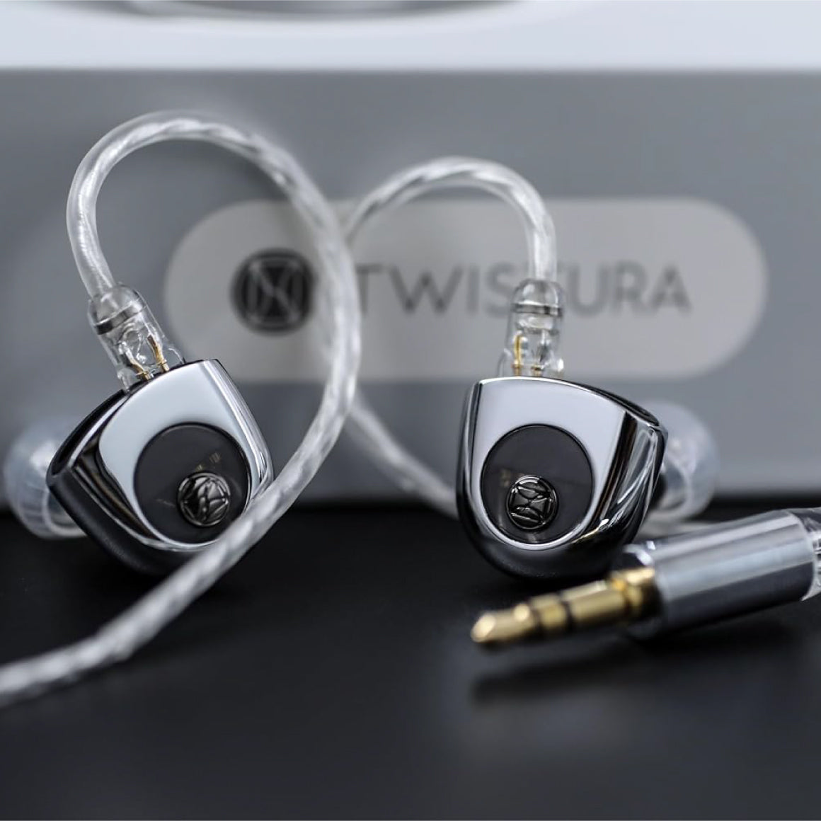 Headphone-Zone-Twistura-D-Major