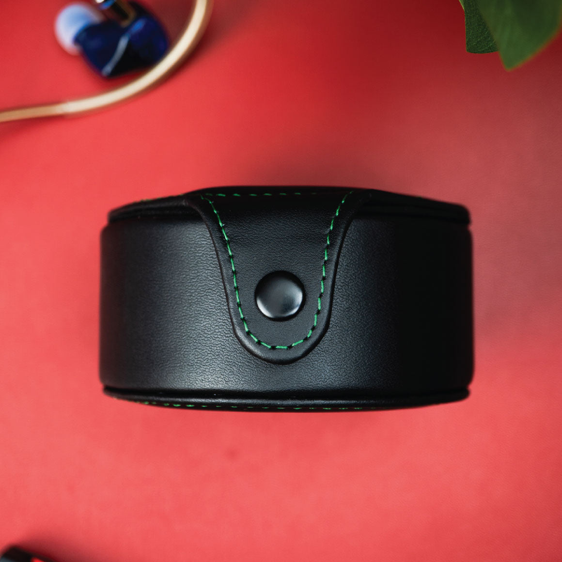 Headphone-Zone-WonderWall-Case