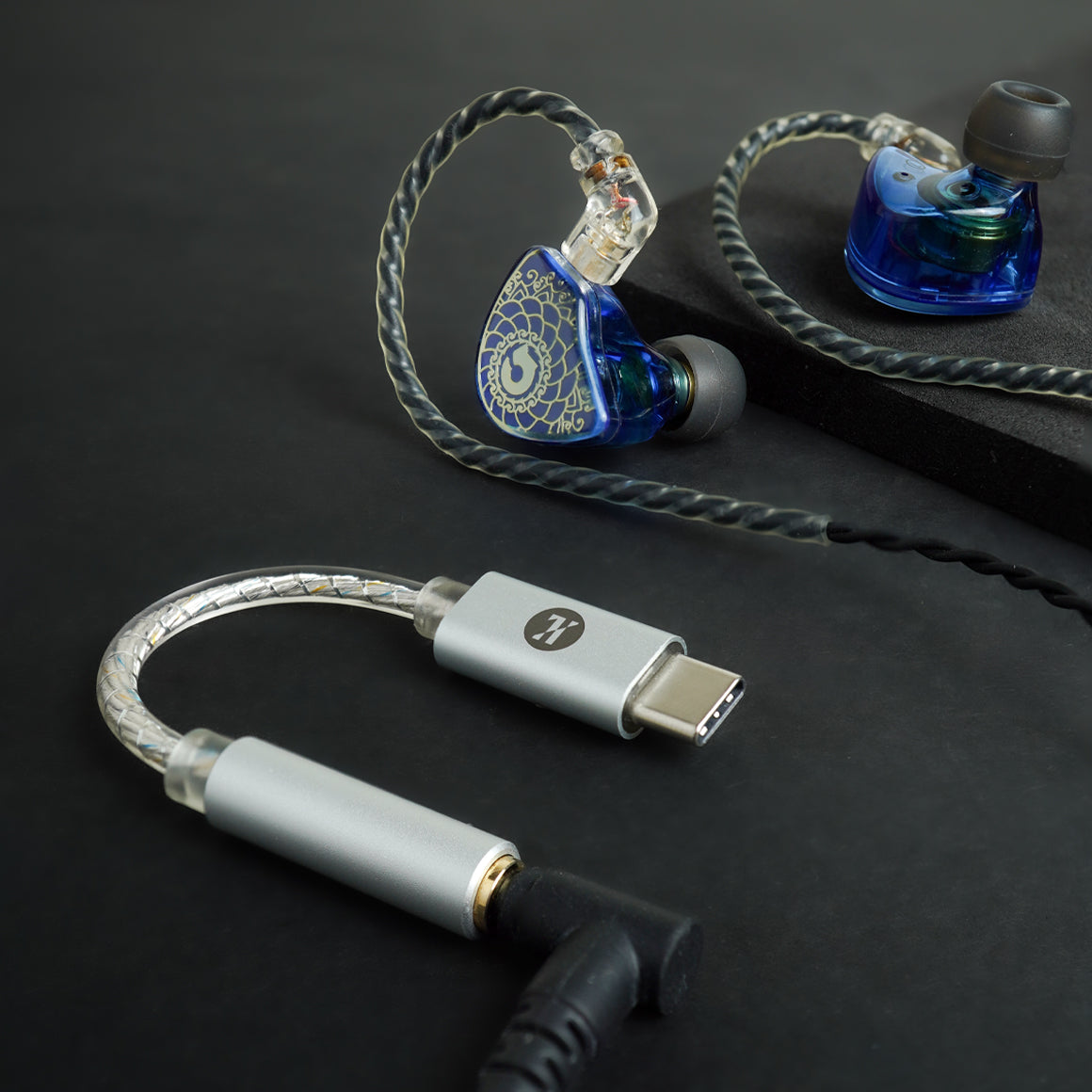 Headphone-Zone-X-Tangzu-WanerS.G-JCally-JM12