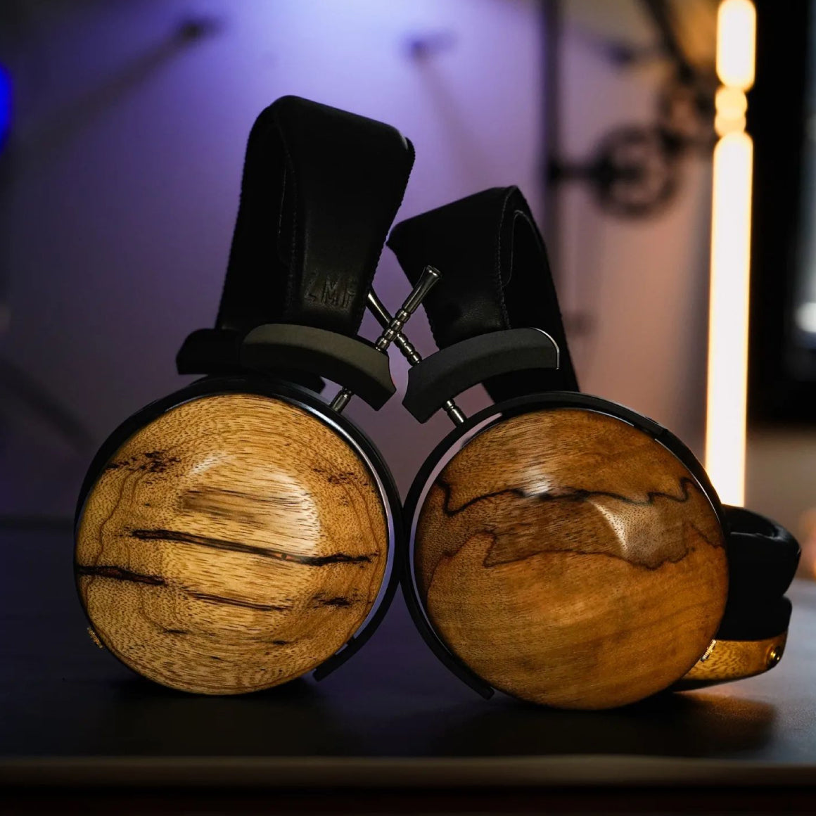 Headphone-Zone-ZMF-Bokeh-Black-Limba-BStock