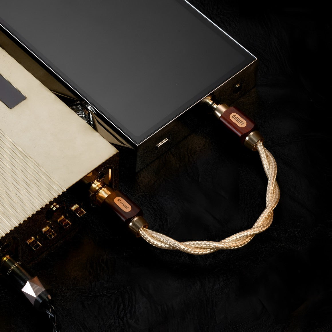 Headphone-Zone-ddHiFi-BC44Gold