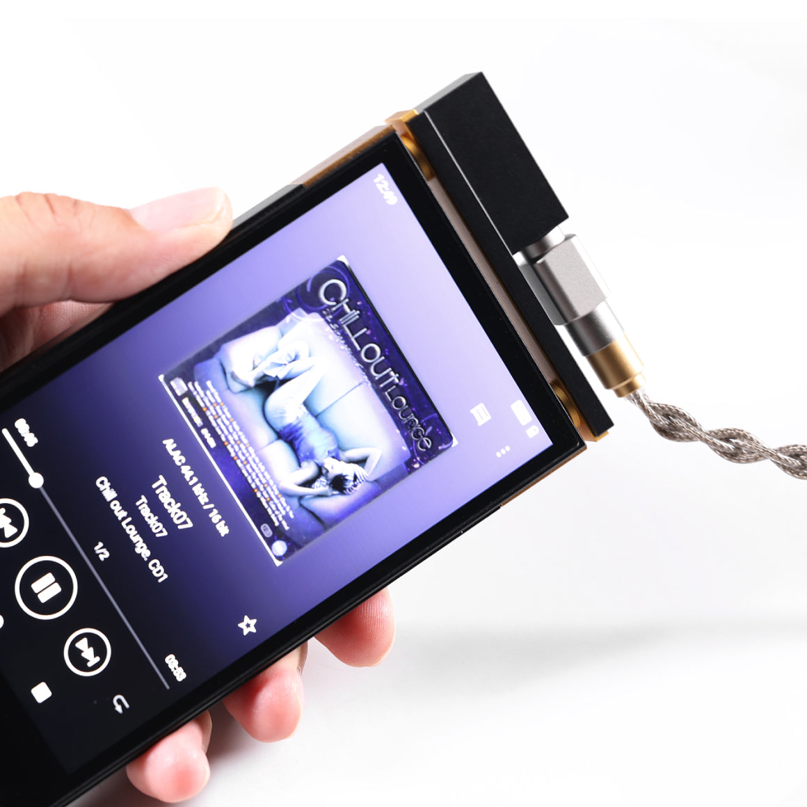 Headphone-Zone-ddHiFi-DJ44S700