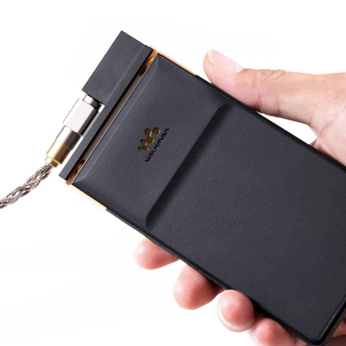 Headphone-Zone-ddHiFi-DJ44S700