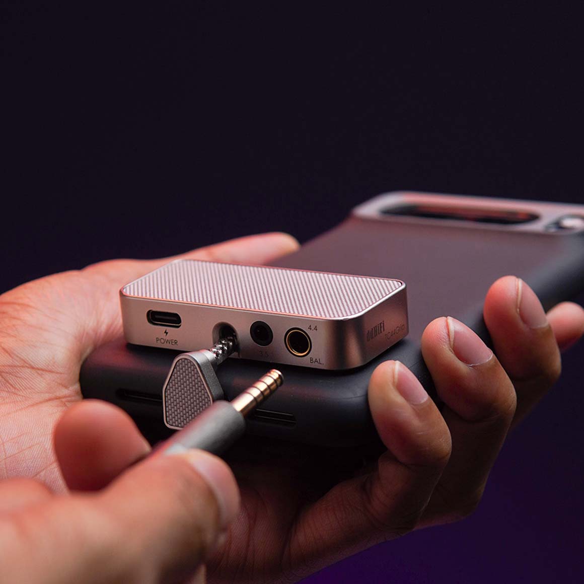 Headphone-Zone-ddHiFi-TC44-Grip