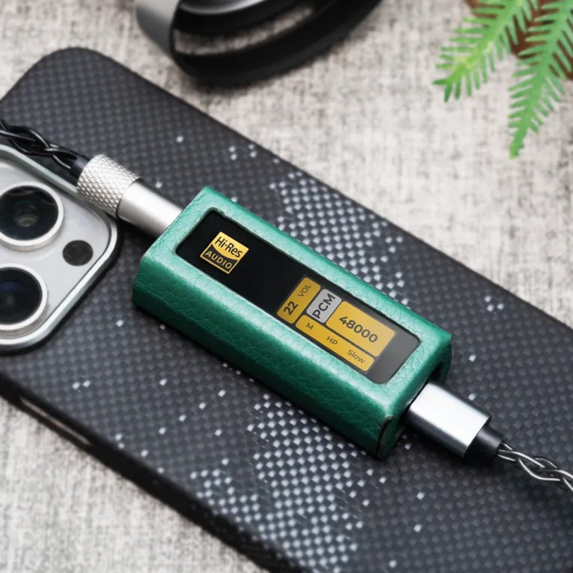Headphone-Zone-iBasso-DC04Ultra-Leather-Case
