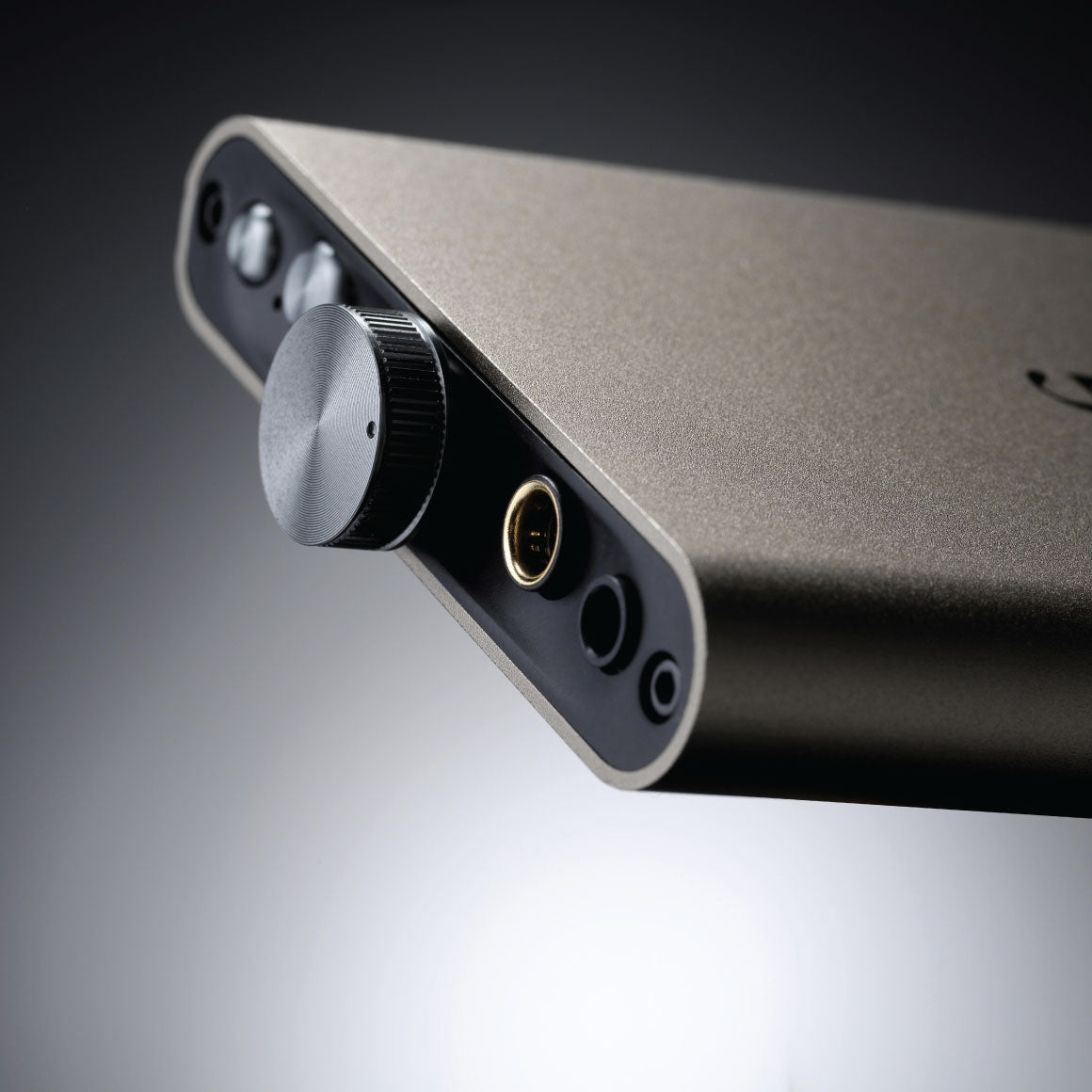 #color_titanium shadow