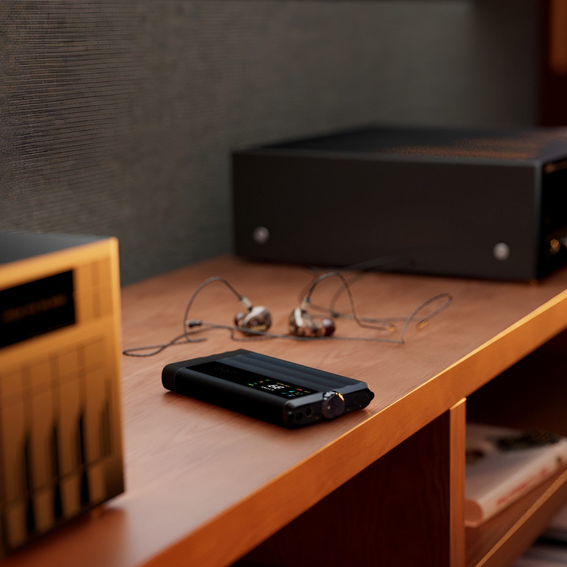 Headphone-Zone-iFi-Audio-iDSD-GR-2