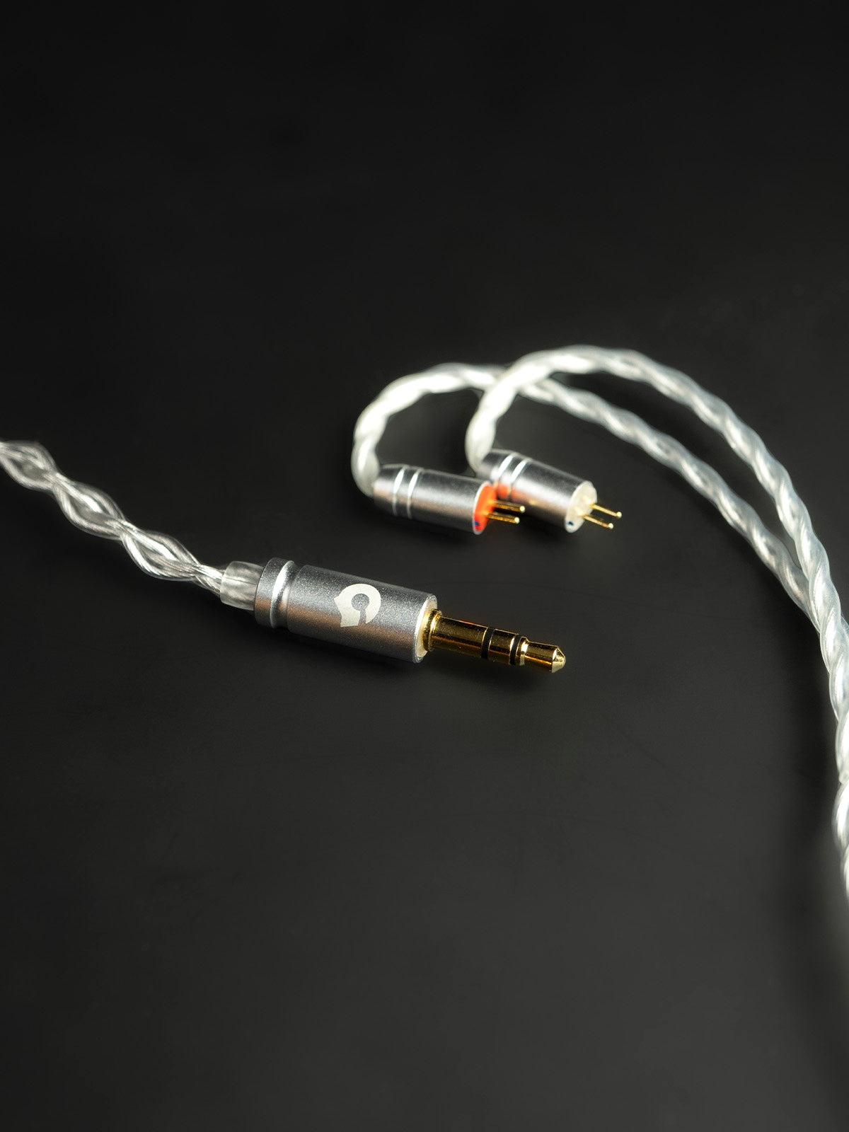 Headphone-Zone-x-ddHiFi-Iris