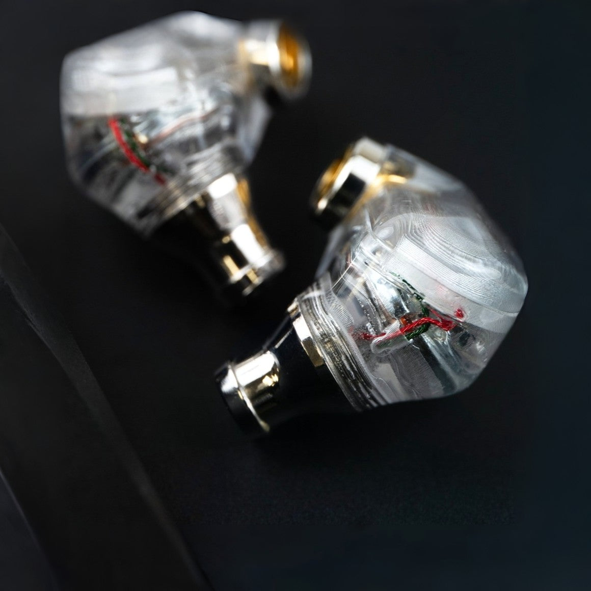 Headphone-zone-Campfire-Audio-Iris