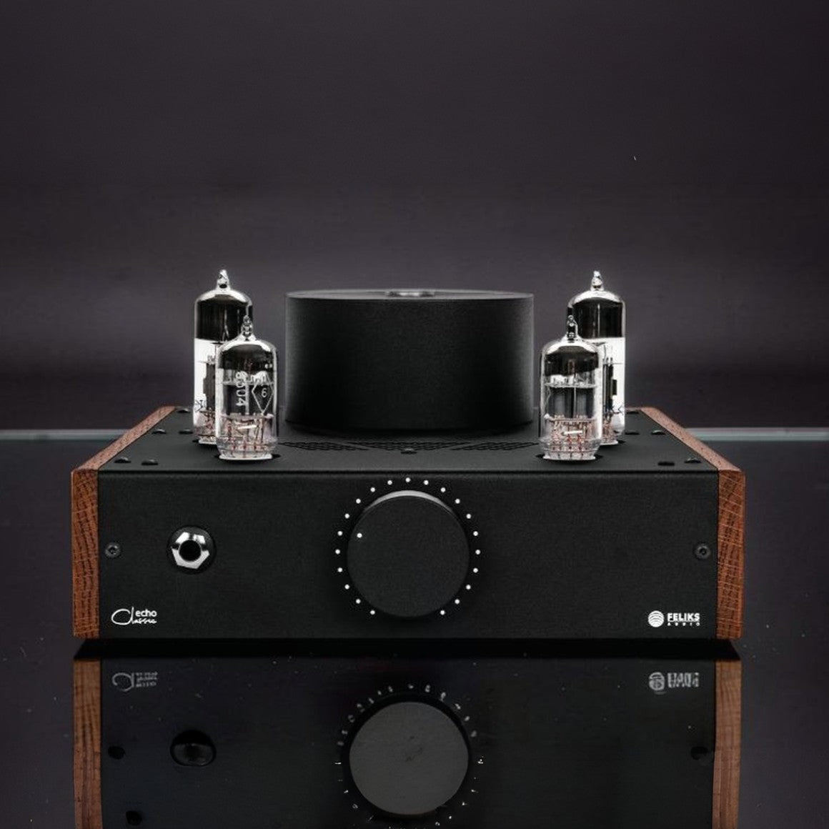 Headphone-zone-Feliks-Audio-Echo-Classic