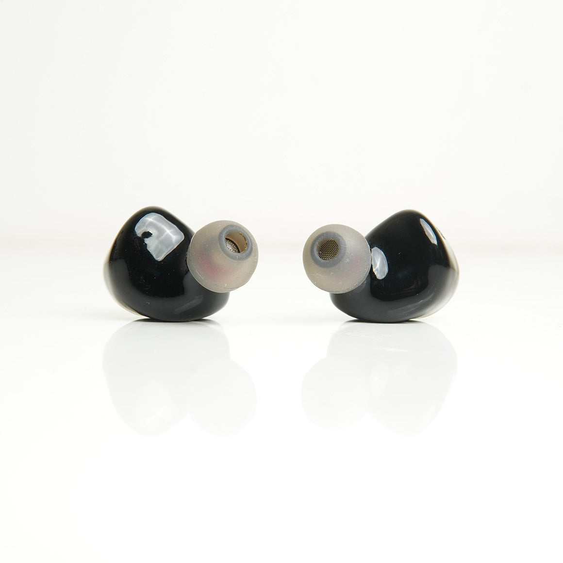 Headphone-zone-Juzear-Dragonfly-81T-Ex-Demo-Unit