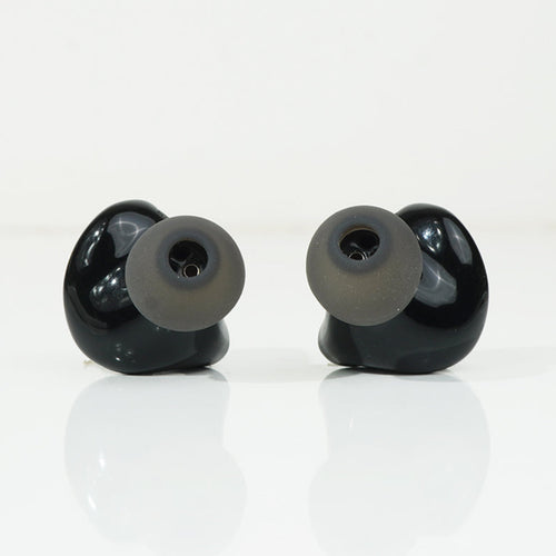 Headphone-zone-Softears-Studio4-Demo-Unit