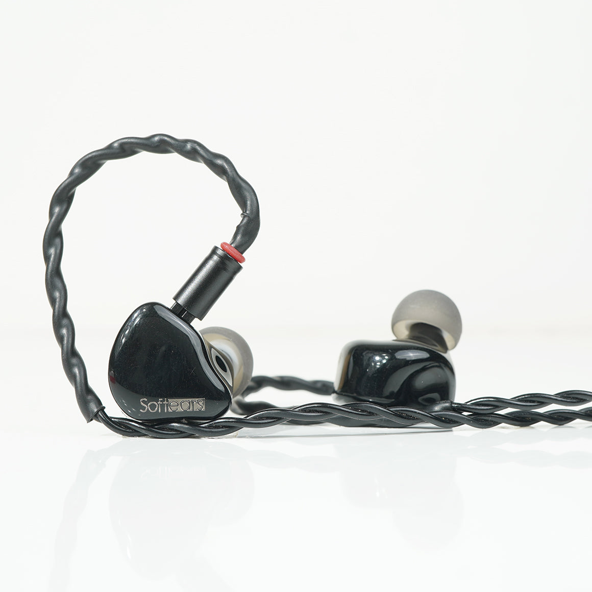 Headphone-zone-Softears-Studio4-Demo-Unit