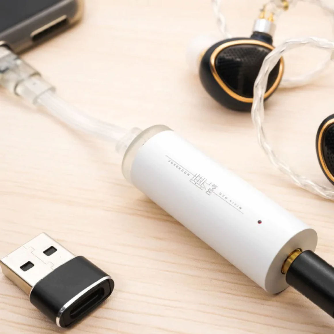 Headphone-Zone-Moondrop-DAWN