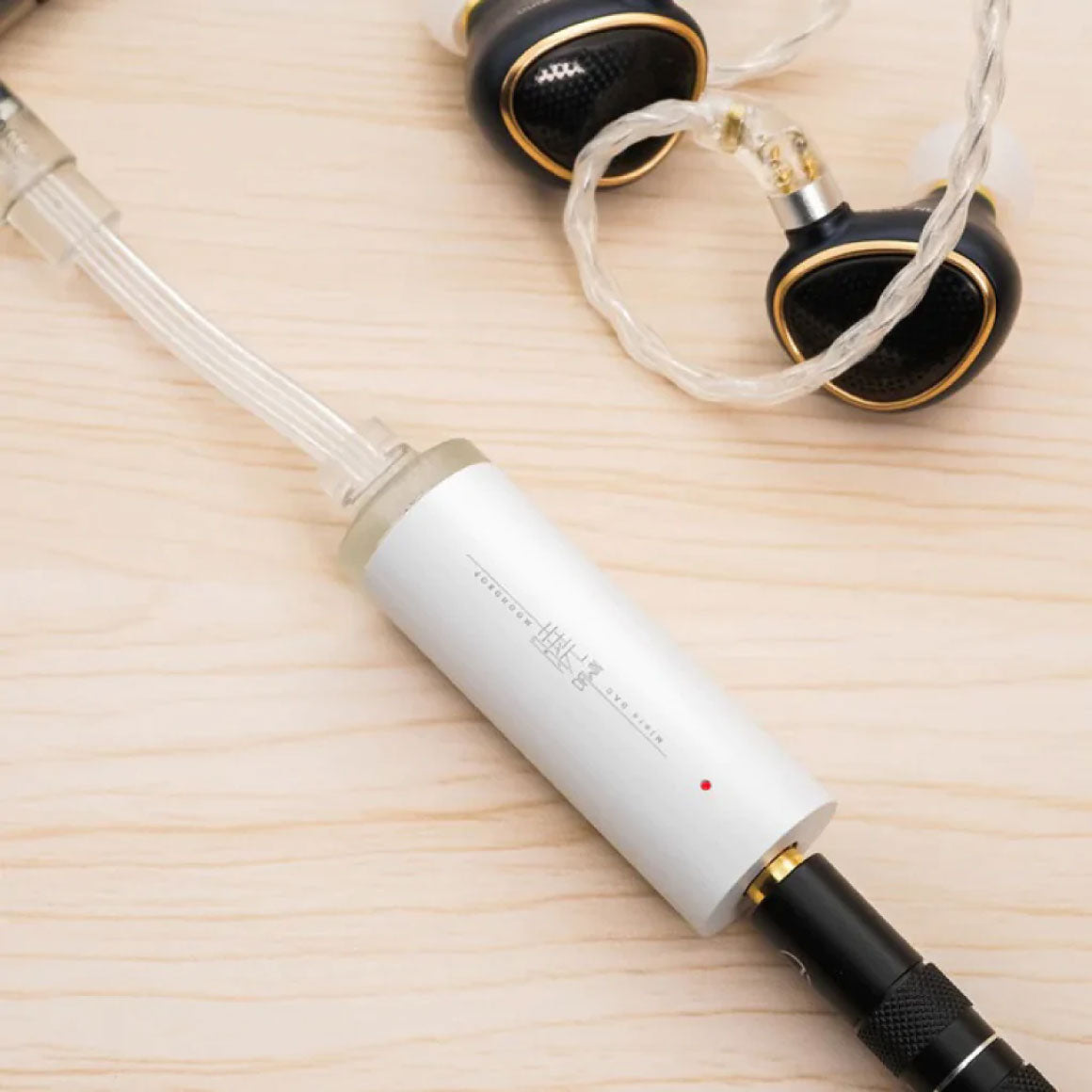 Headphone-Zone-Moondrop-DAWN