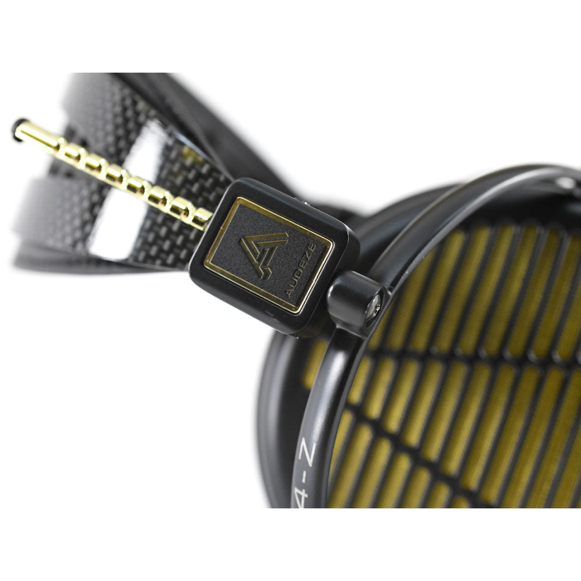 Headphone-Zone-Audeze-LCD-4z