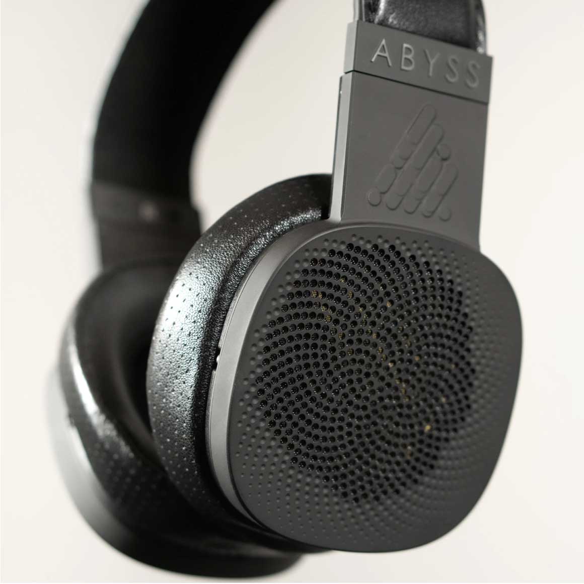 Headphone-Zone-ABYSS-DAINA-V2-BLACK-1160-1160.jpg