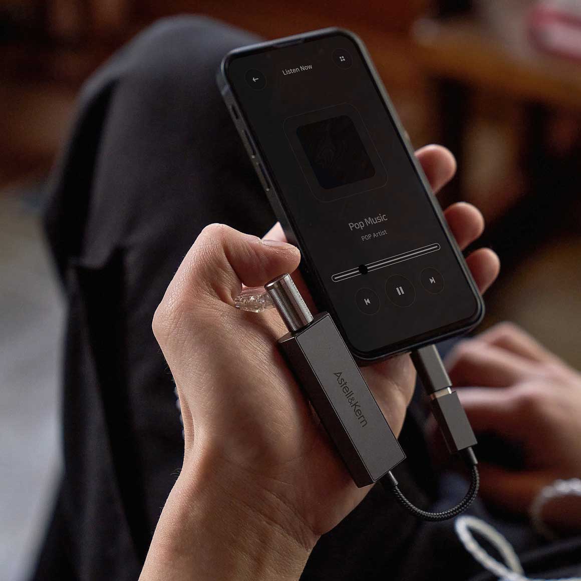 Headphone-Zone-Astell&Kern-AK HC2