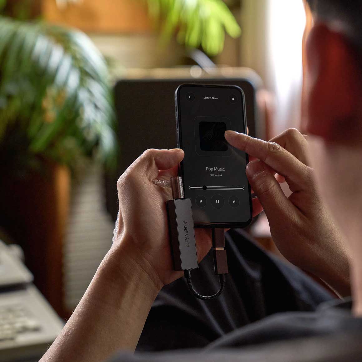 Headphone-Zone-Astell&Kern-AK HC2