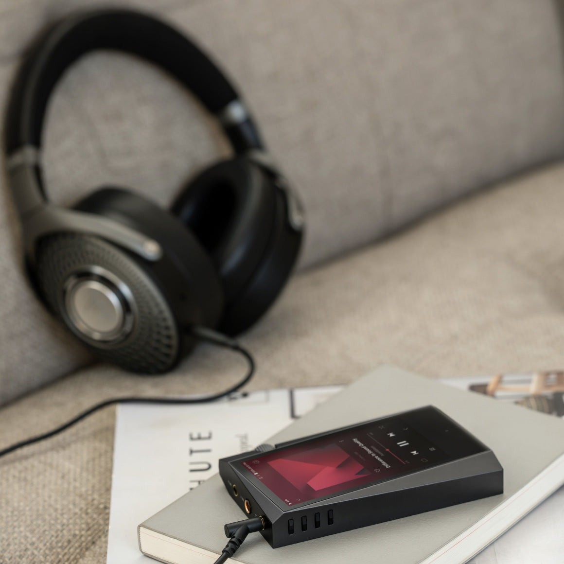 Headphone-Zone-Astell&Kern-A&norma-SR35